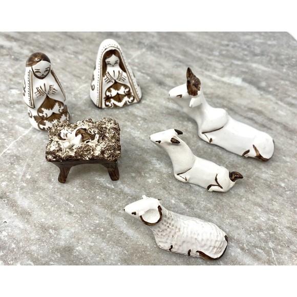 Vintage Hand Painted Nativity Set  Ceramic Jesus Joseph Mary Ram Goat Cow - Picture 1 of 16